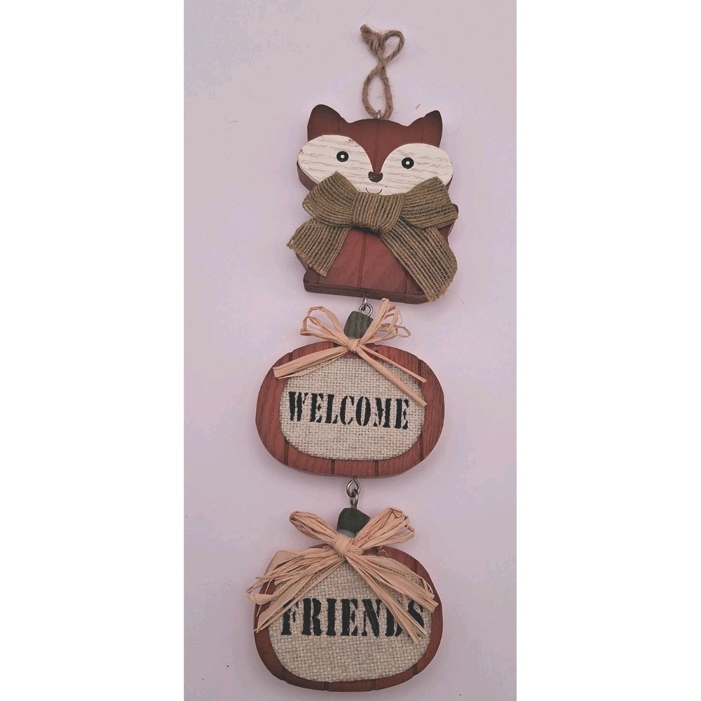 Wooden Fall Autumn Red Fox Wall or Door Hanging Decor 'Welcome Friends'